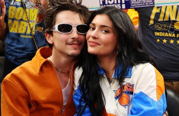 Kylie Jenner's ex-boyfriend Travis Scott mentioned her in a new track, amid her romance with Timothée Chalamet.