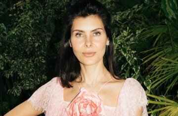 "This is what female abuse looks like." Nadezhda Obolentseva responded to criticism of her appearance.