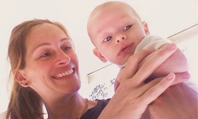 Julia Roberts published a rare archival photo of her son