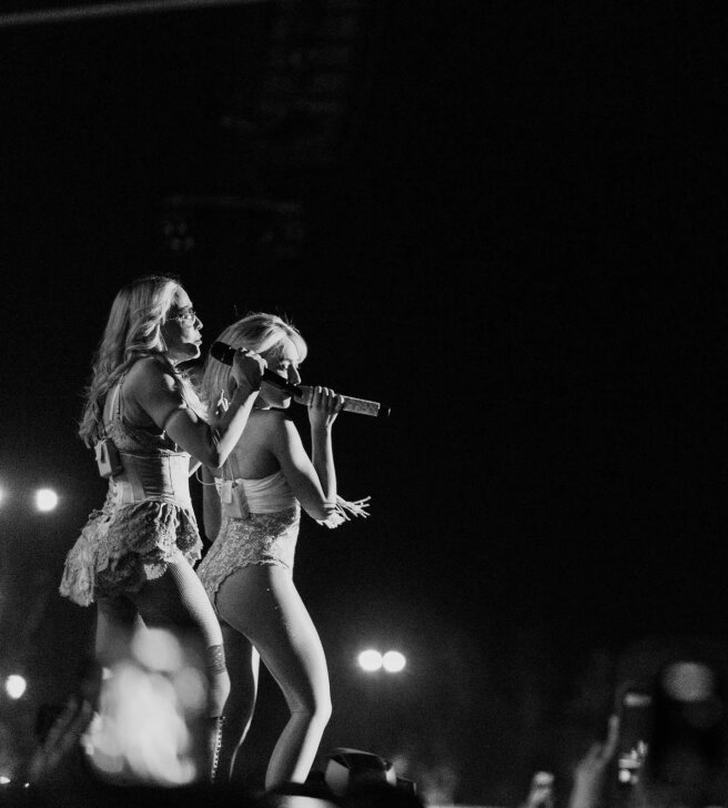 Мадонна и Сабрина Карпентер