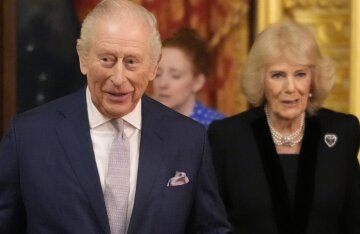 Royal decorator commits suicide after criticism from Charles III