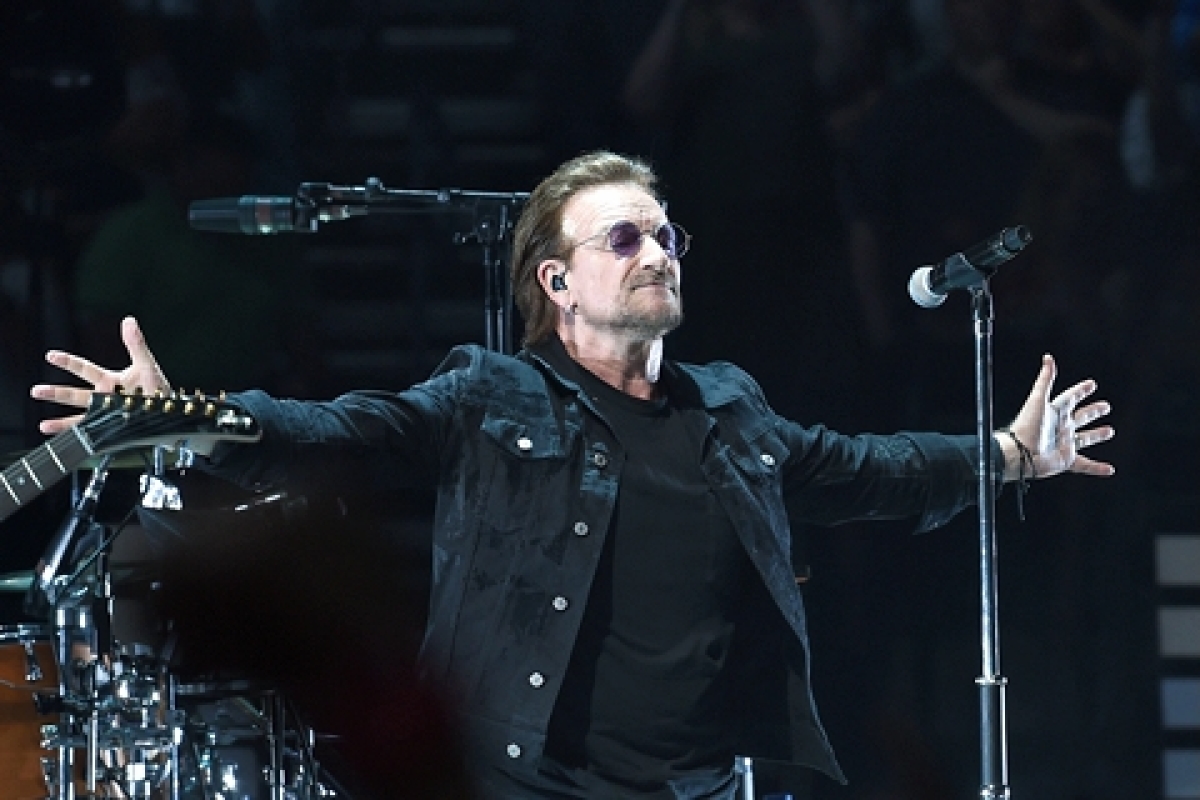 Bono and Edge from the band U2 gave a concert in the Kiev metro - MustHub